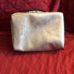 LeSportsac- Kevyn in Snake Print.